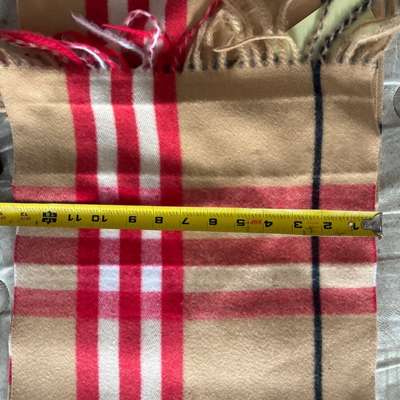 Wide Reversible Check Cashmere Silk Scarf - Picture 5 of 6